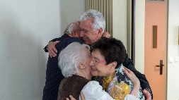 president-uchtdorf-meets-german-president-dedicates-new-stake-centers-in-central-europe_11.jpg